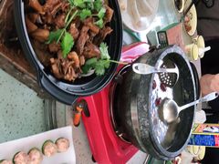 -墨脱石锅椰子鸡•海鲜糟粕醋(榆亚路店)