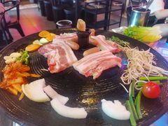 -豚豚家돈돈가韩国锅盖烤肉(新北万达店)