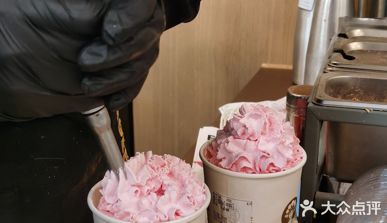 霸王茶姬大悦城开业了！国风奶茶，你确定不来打卡吗？
