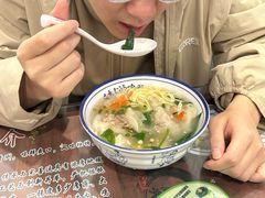 -长人馄饨铺(解放街店)