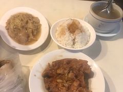 -阿水狮猪脚大王(台中公园店)