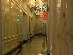 -皇马纯KTV·量贩·聚会(民治店)