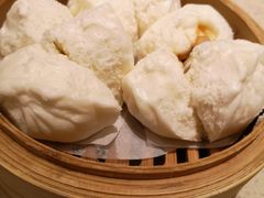 蜜汁叉烧包-点都德(盘福楼店)
