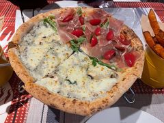 双拼披萨-Primo·丽莫意大利窑烤披萨