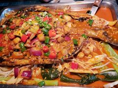 -鸣记脆皮烤鱼·海鲜烤鱼(三八广场店)