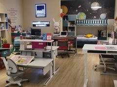 -moll学习桌椅(上海久光百货店)