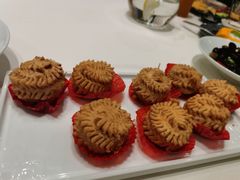 榴莲酥-源泰东南亚风味餐厅(太仓海运堤店)