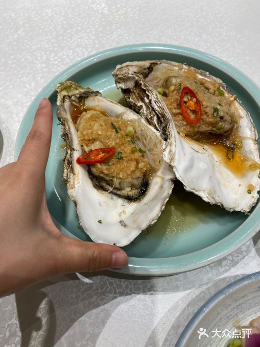 奕景海鲜(星海广场店)蒜蓉大生蚝图片