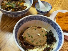 -沪西老弄堂面馆(定西路店)