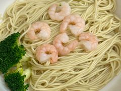 -莱莱小笼·乔艾