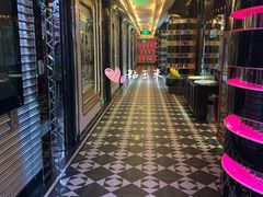 -GAGA主题量贩式KTV平价店(工大店)