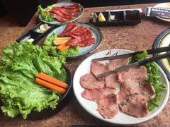 -炼火烤肉店