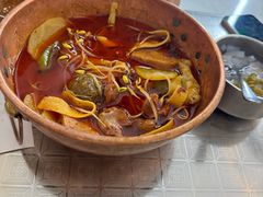 -成都你六姐·牛肉冒菜(上海环宇荟店)