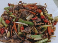 -湘里湘亲饭店(闸坡店)