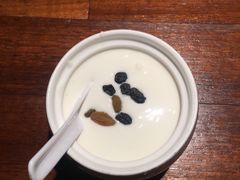 新疆酸奶-塔里木新疆饭店(新北万达店)