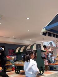 -奈尔宝·儿童乐园·亲子餐厅(华采天地店)