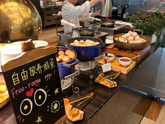 -圣丰索菲特·2 On 988 Café 自助餐厅