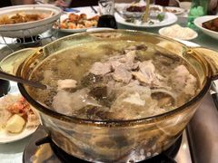 -榕树下海鲜馆(坪山路店)