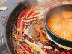 -黄潇洒老火锅(九眼桥宏济巷店)