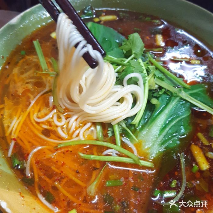 张妈妈特色川味馆(鼓楼店)宽汤面图片