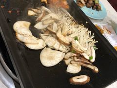 什锦蘑菇拼盘-韩时烤肉(枫蓝店)