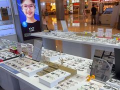 -罗伯特眼镜·蔡司官方授权(前海卓悦 INTOWN 购物中心店)