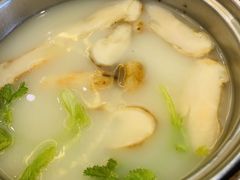 -胡记饭店(保工街店)