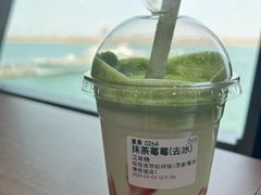 -抱抱地球咖啡馆(国家海洋博物馆店)