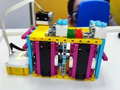 -童程童美·信息学竞赛·乐高机器人编程(长宁来福士校区)