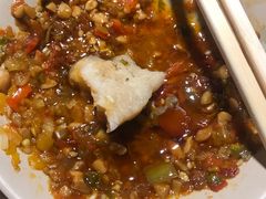 -老牌坊云南鱼豆花火锅(哈西万达店)
