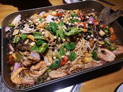 烤盘叉尾鮰鱼-小小河边鱼(天润城店)