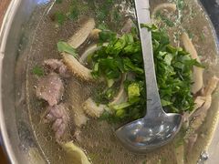 -杨三孃跷脚牛肉(清凤时代店)