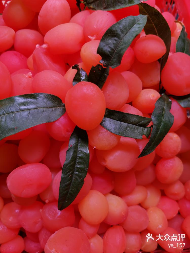 在成都街头买的金香梅因为没尝过