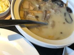 -荣品荟·融合餐厅(月湖广场店)