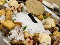 -小苍兰风铃草·礼物蛋糕(沈阳店)