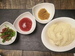 -HIGH FIVE哈福手工汉堡(桂林路店)