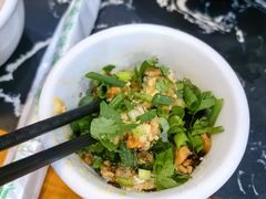 -黄利砖万峰林布依特色酸笋牛肉馆