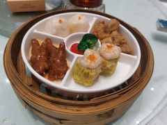 -方鼎食府