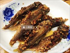 -二厨·吊桥小院·脆皮烧鸡公·本地农家菜(沿江西路店)