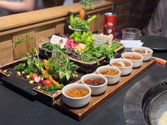 -蘸小院铁锅炖·蘸酱菜·东北菜(怀远门店)