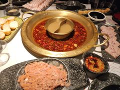 -哥老官重庆美蛙鱼头(宝山龙湖店)