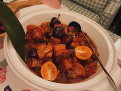 车厘子烧五花肉-甜阿姨·天台花园私房菜(万松园店)