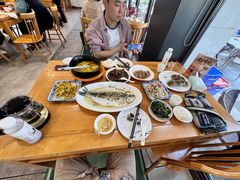 -品鲜村农家菜·阳澄湖大闸蟹(总店)