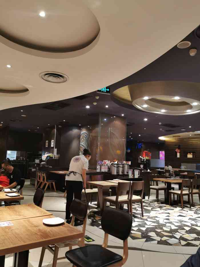 必胜客(天通苑龙德广场店)-"圣诞节时出的一款两种风味拼的,也是买一
