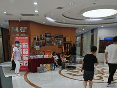 -雅悦齿科(顾村公园店)