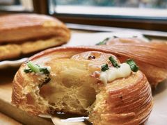 -VERIE BAKEHOUSE