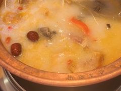 -阿婆情腊排骨火锅(金虹路店)