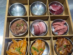-马路牙子烧烤音乐酒馆(望京店)