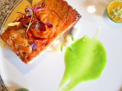 煎三文鱼-YUE·6·西式融合餐厅(外滩六号店)