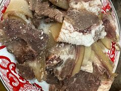 -乳仔牛牦牛汤锅 烤羊排(松潘古城店)